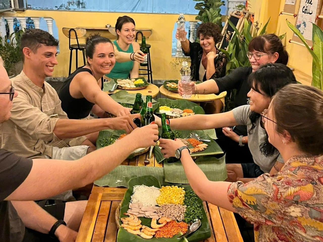 Saigon Authentic Hostel - Daily Walking Morning City Tour, Fresh Daily Breakfast, Gym & Rooftop Billiard TP. Hồ Chí Minh Ngoại thất bức ảnh